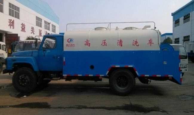 合肥单位管道堵塞了需要清洗一下：如何有效地维护单位管道？